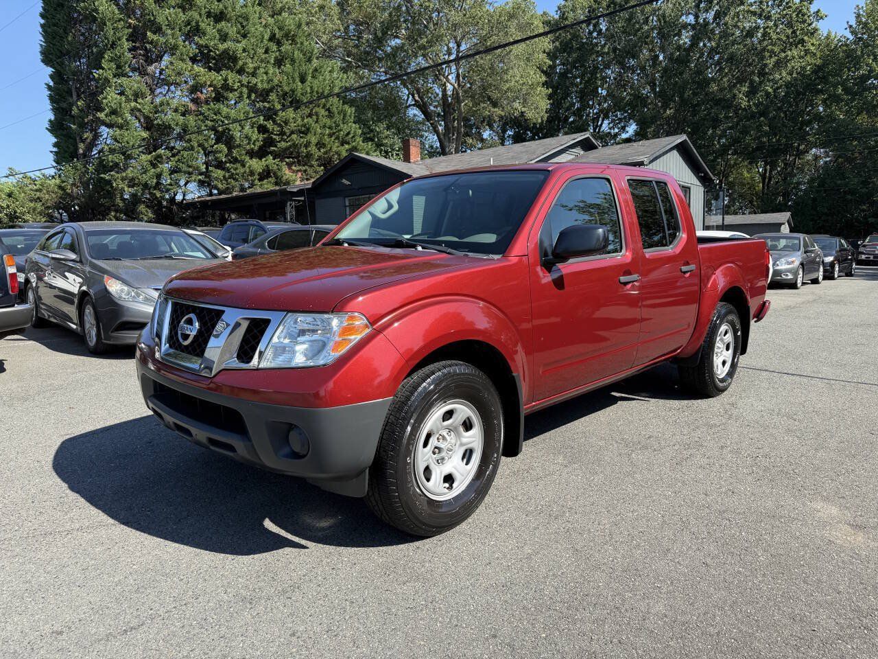 Used 2017 Nissan Frontier S RWD image 2