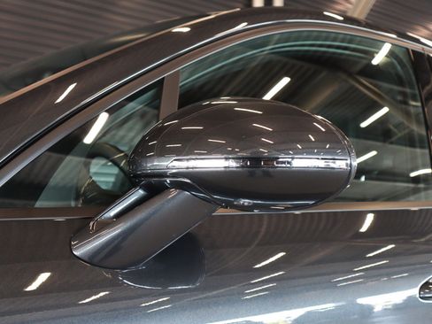 Certified 2026 Porsche Macan AWD/4WD image 29