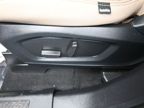 Used 2020 Ford Explorer 2WD image 11