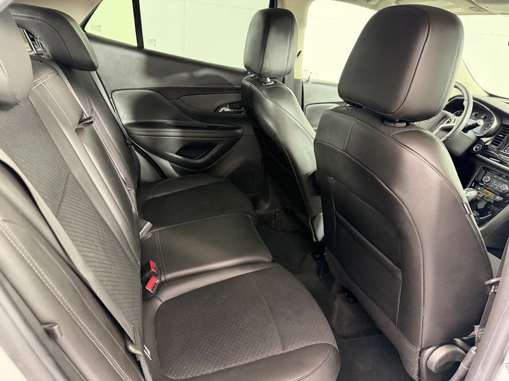 Used 2022 Buick Encore Preferred w/ Safety Package FWD image 21