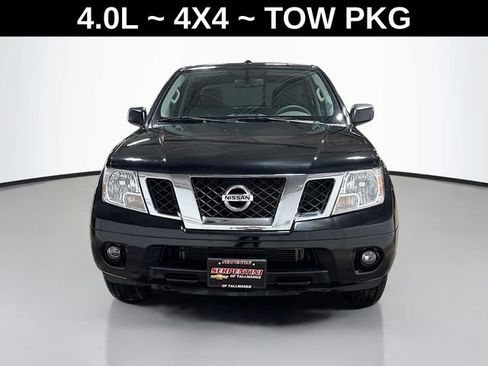Used 2016 Nissan Frontier SV w/ SV Value Truck Package AWD/4WD image 3