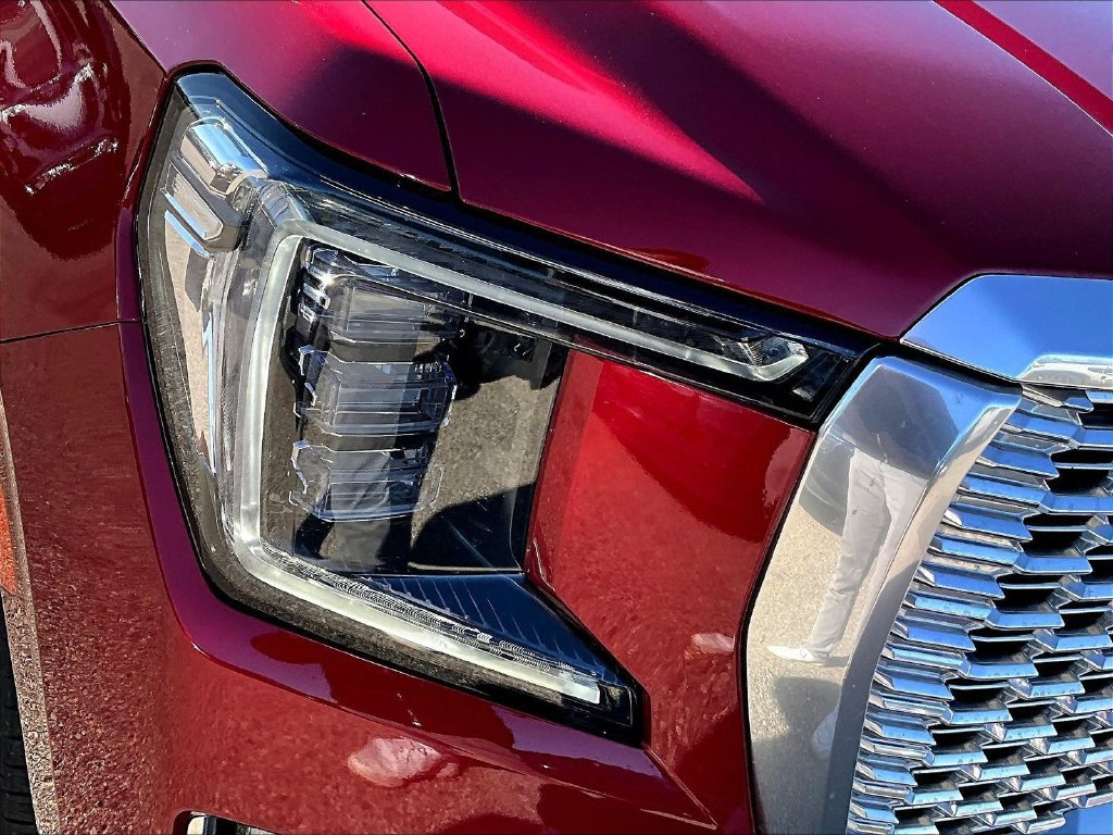 Used 2023 GMC Yukon Denali w/ Max Trailering Package AWD/4WD image 35