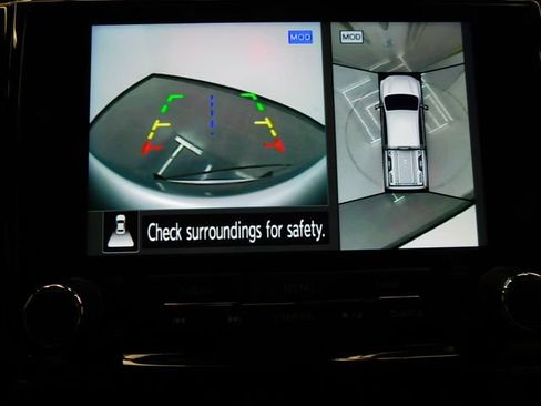 Used 2023 Nissan Titan Platinum Reserve w/ Moonroof Package image 28