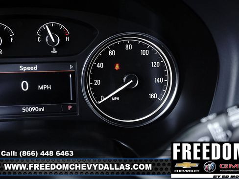 Used 2023 Buick Enclave Essence image 27