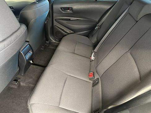 Used 2024 Toyota Corolla LE w/ LE Convenience Package FWD image 21