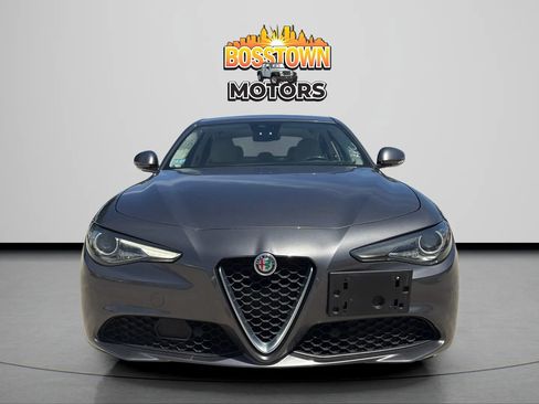 Used 2020 Alfa Romeo Giulia Ti AWD/4WD image 12