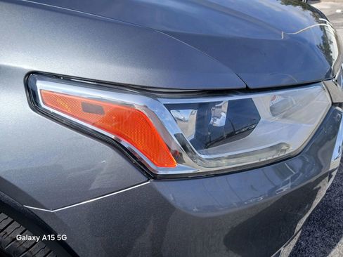 Used 2019 Chevrolet Traverse LT w/ LPO, Floor Liner Package image 22