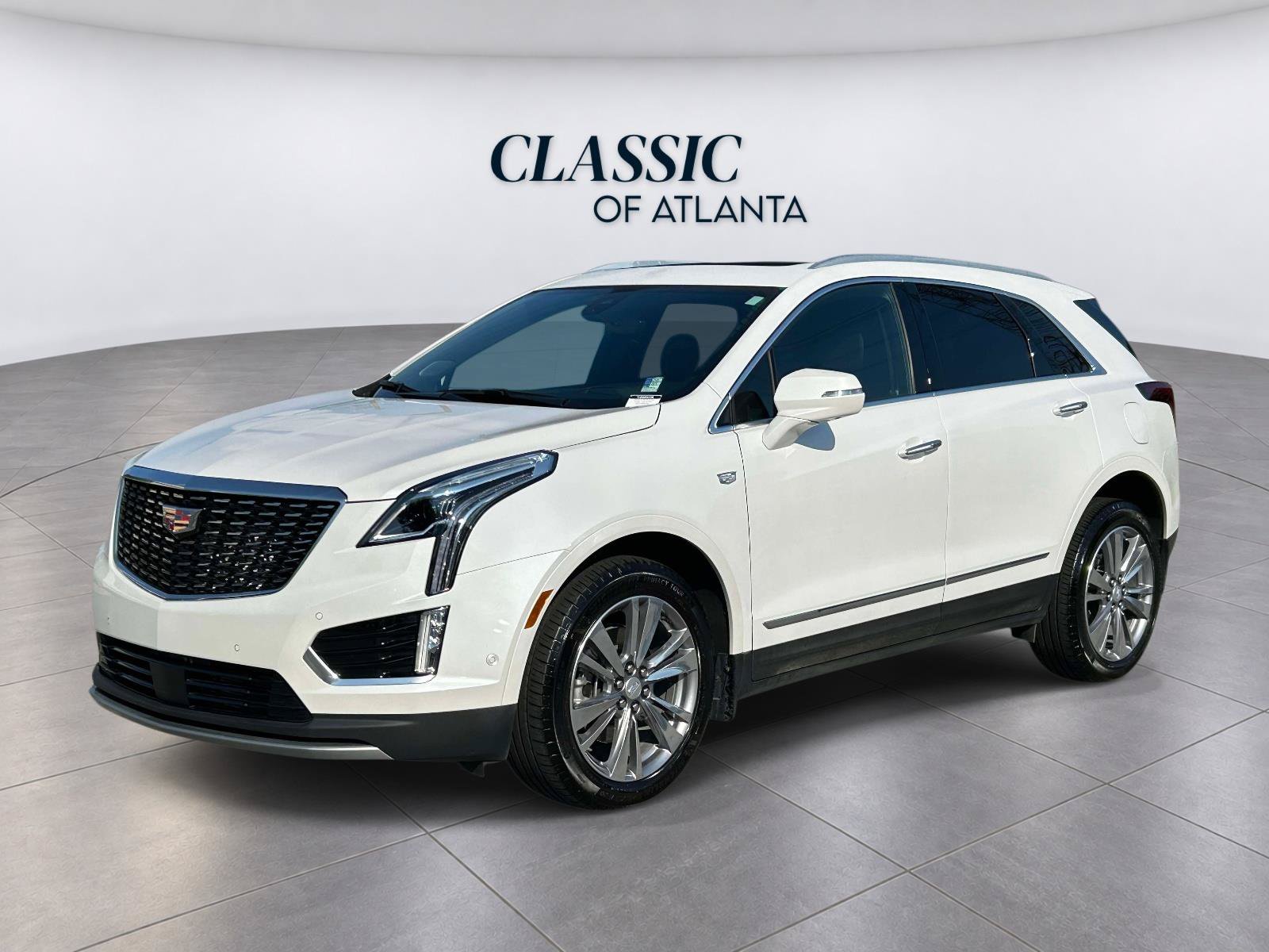 Certified 2025 Cadillac XT5 Premium Luxury w/ Technology Package FWD image 1