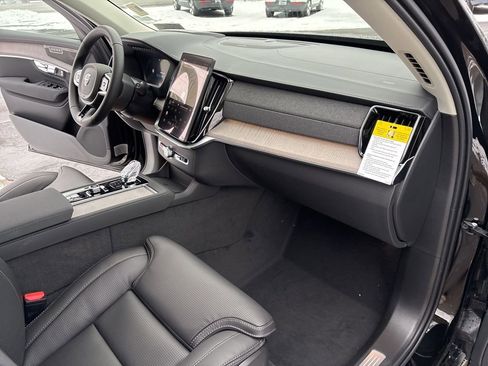 New 2026 Volvo XC90 T8 Ultra w/ Protection Package Premier AWD/4WD image 42