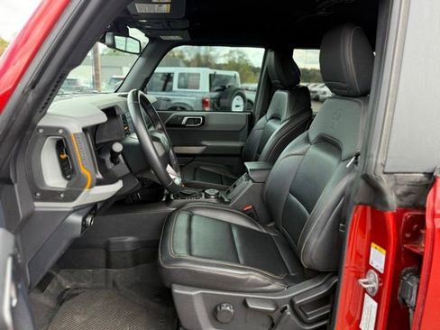 Certified 2023 Ford Bronco Badlands w/ Sasquatch Package AWD/4WD image 13
