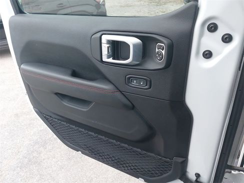 Used 2020 Jeep Gladiator Rubicon image 22