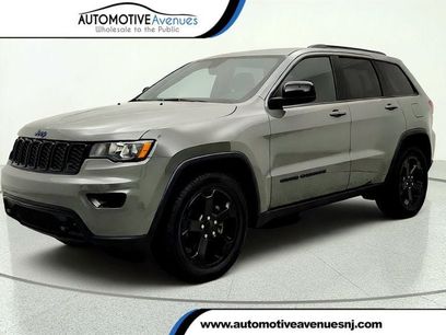 Used 2019 Jeep Grand Cherokee Laredo