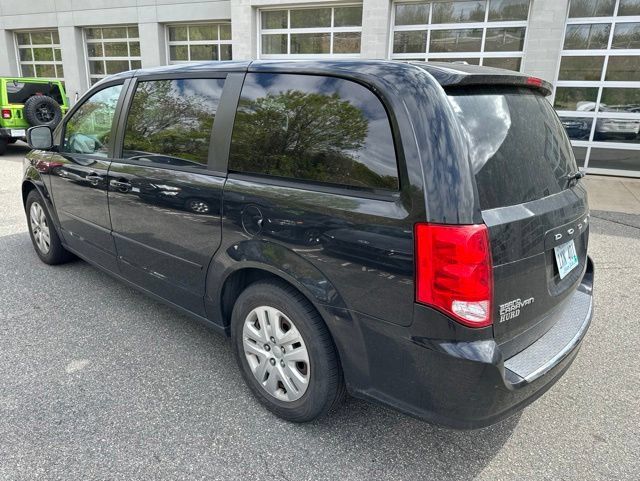 Used 2016 Dodge Grand Caravan SE w/ Quick Order Package 29E SE FWD image 2