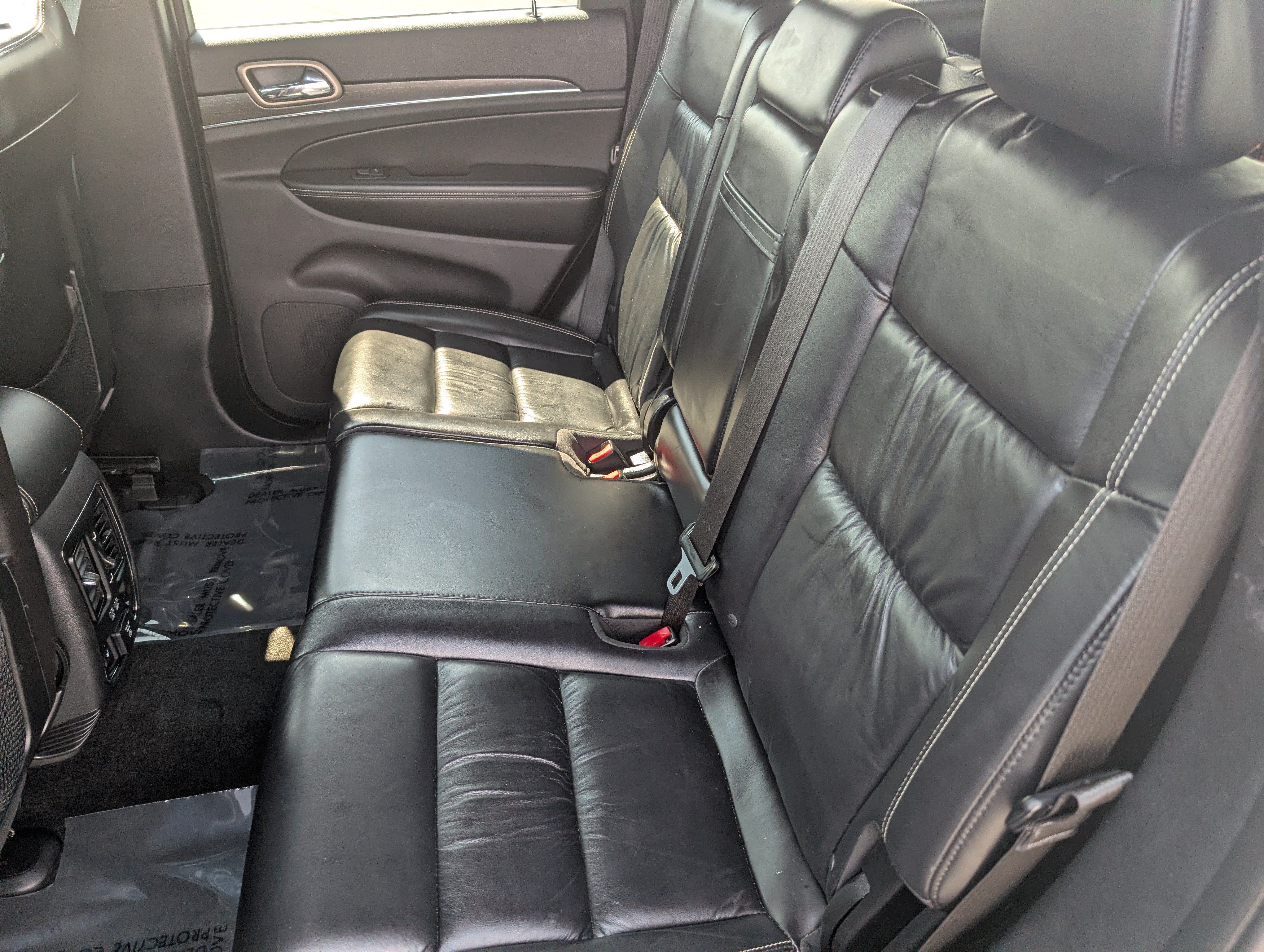 Used 2015 Jeep Grand Cherokee Limited AWD/4WD image 27