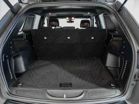 Certified 2021 Jeep Grand Cherokee Freedom Edition image 11