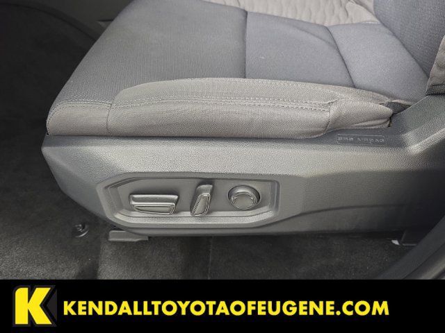Used 2025 Toyota Sequoia SR5 AWD/4WD image 19
