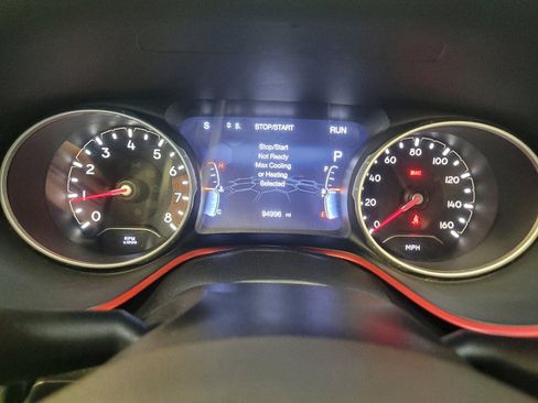 Used 2019 Jeep Compass Trailhawk image 23