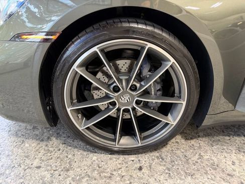 Used 2023 Porsche 911 Carrera w/ Premium Package RWD image 41