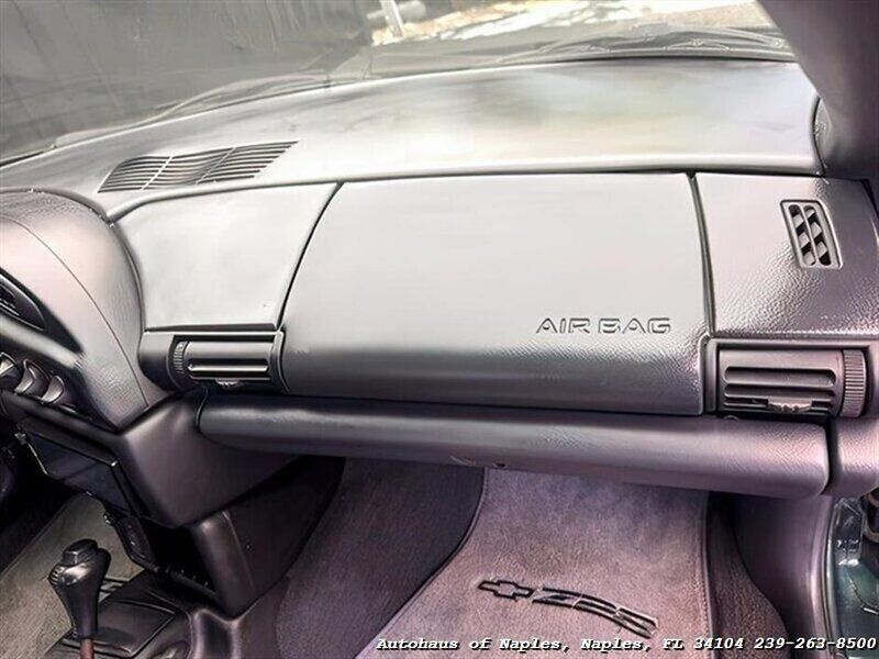 Used 1995 Chevrolet Camaro Z28 RWD image 29