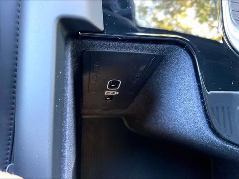 New 2026 Volvo XC60 B5 Ultra w/ Climate Package AWD/4WD image 23