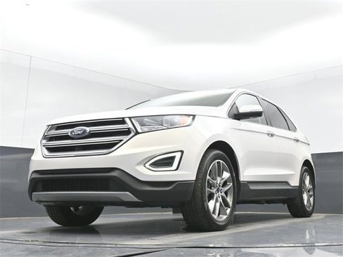 Used 2015 Ford Edge Titanium w/ Equipment Group 301A image 49