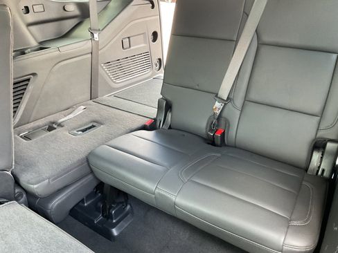 Used 2025 Chevrolet Tahoe LT AWD/4WD image 18