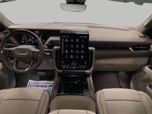 Used 2026 GMC Yukon Denali w/ Denali Reserve Package AWD/4WD image 23