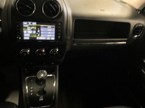 Used 2017 Jeep Patriot High Altitude image 5