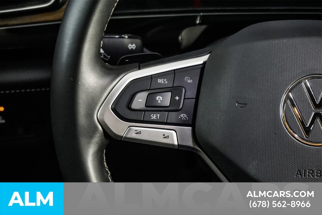 Used 2025 Volkswagen Atlas SE FWD image 26