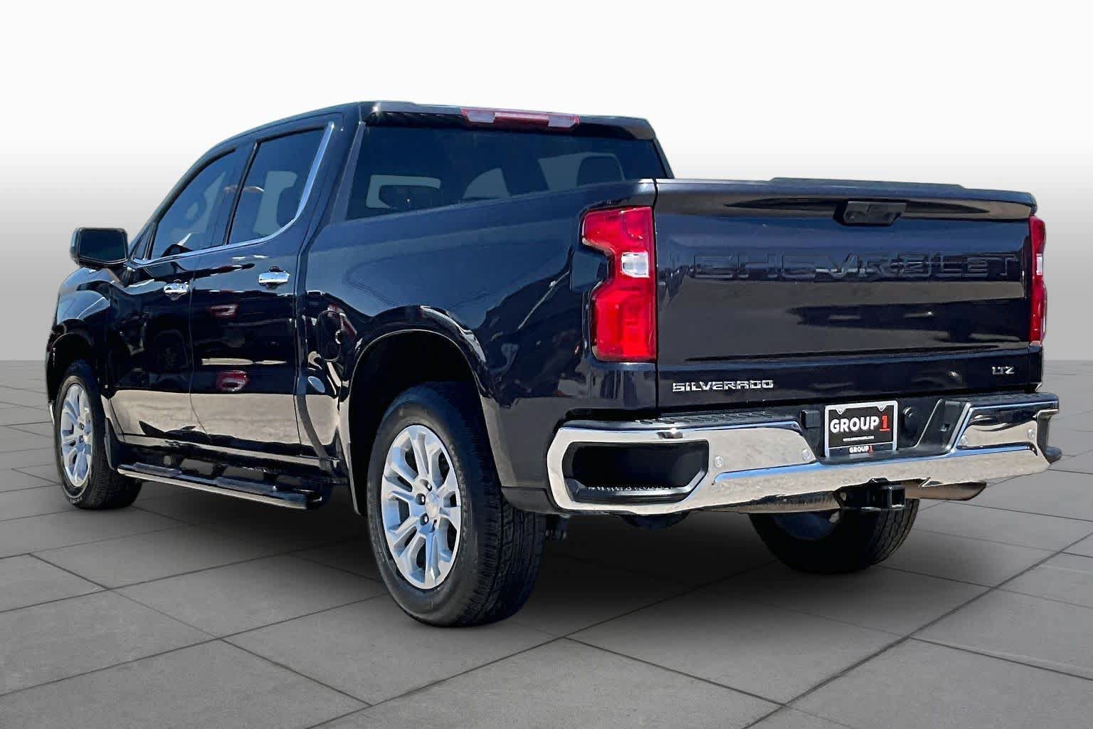 Used 2023 Chevrolet Silverado 1500 LTZ RWD image 12