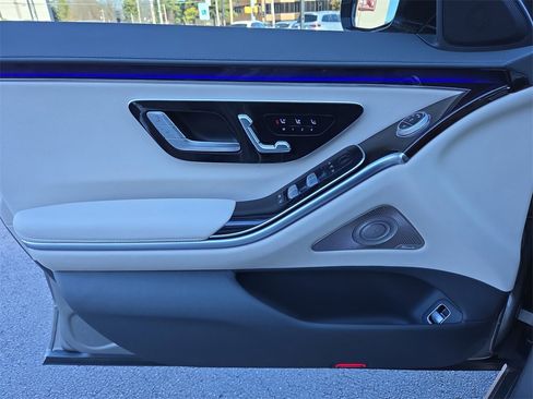 Certified 2023 Mercedes-Benz S 500 S 500 image 21