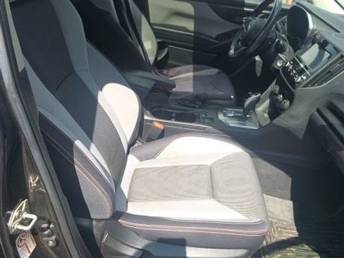 Used 2018 Subaru Crosstrek 2.0i Premium AWD/4WD image 33