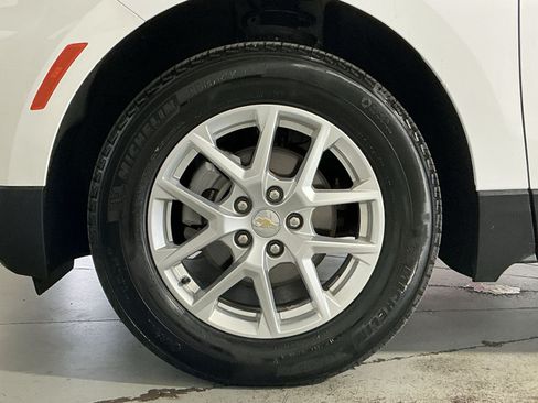 Used 2024 Chevrolet Equinox LS w/ LS Convenience Package FWD image 13