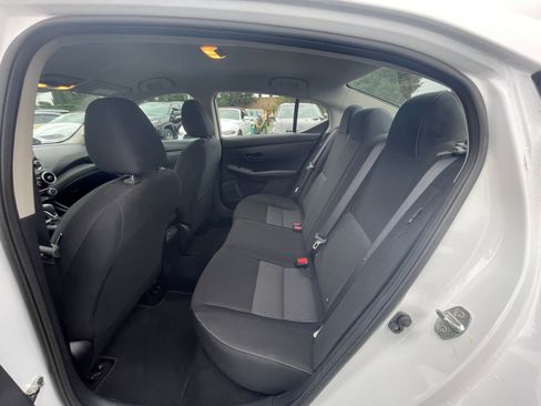 Used 2025 Nissan Sentra SV image 21