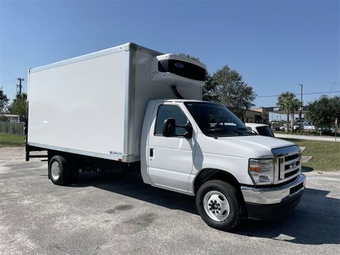 New 2025 Ford E-450 and Econoline 450 Super Duty w/ Power Equipment Group image 2