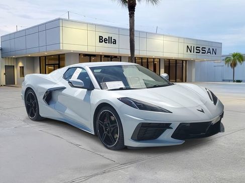 Used 2023 Chevrolet Corvette Stingray Convertible w/ 1LT RWD image 9