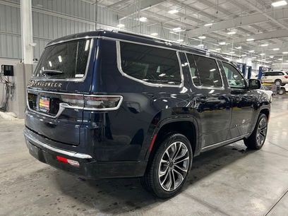 New 2025 Jeep Grand Wagoneer Series III w/ HD Trailer Tow Package