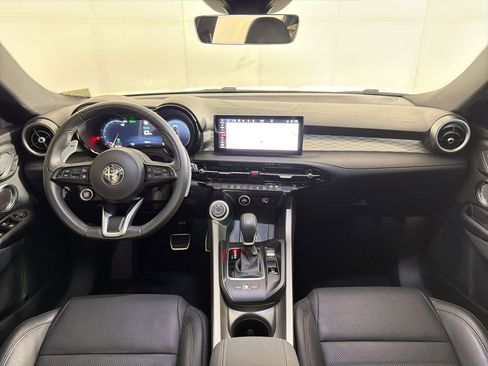 Used 2024 Alfa Romeo Tonale Ti AWD/4WD image 16