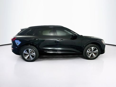 Used 2024 Audi Q8 e-tron Premium AWD/4WD image 10