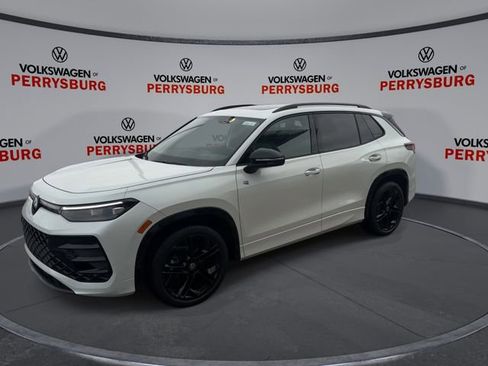 New 2026 Volkswagen Tiguan SE R-Line FWD image 4
