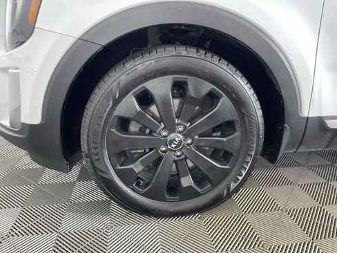 Used 2020 Kia Telluride SX image 16