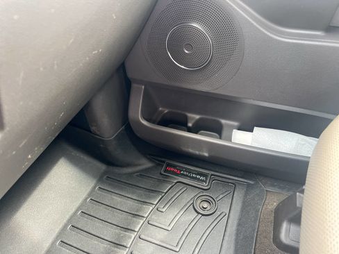 Used 2020 Ford Expedition Max XLT w/ Equipment Group 202A image 30