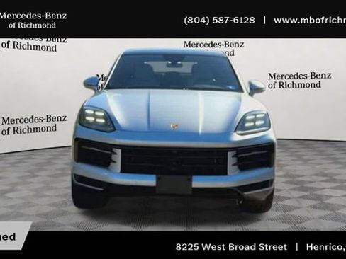 Used 2024 Porsche Cayenne S AWD/4WD image 5