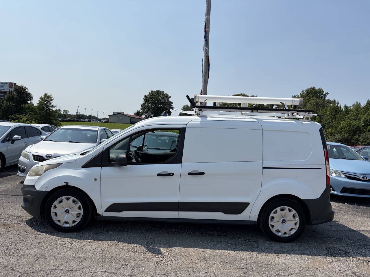 Used 2014 Ford Transit Connect XL FWD image 3