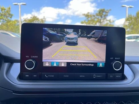 Used 2025 Honda Accord SE image 11