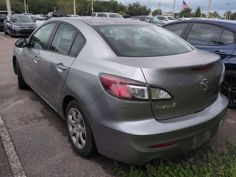 Used 2012 MAZDA MAZDA3 i Sport FWD image 3
