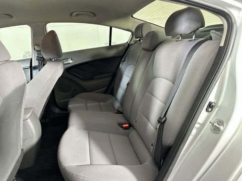 Used 2017 Kia Forte LX FWD image 23