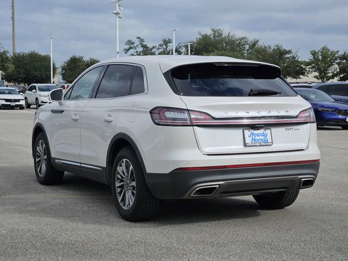 Used 2019 Lincoln Nautilus Select AWD/4WD image 6