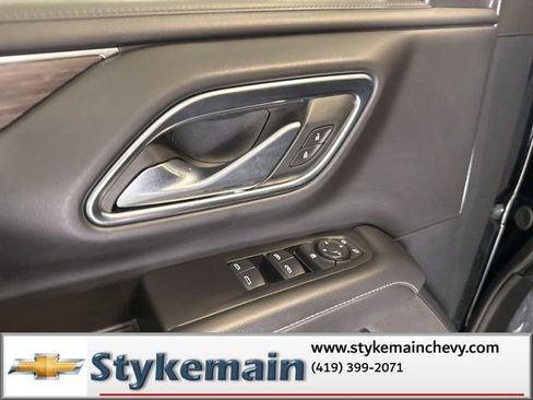 Used 2024 Chevrolet Suburban LS image 41