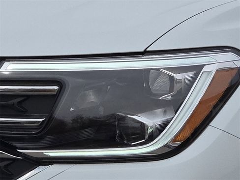 New 2026 Volkswagen Atlas SE image 7